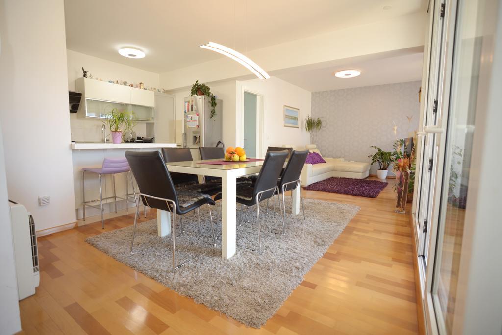 Base Bridge Apartment - Zadar City Centre - Free Parking Luaran gambar