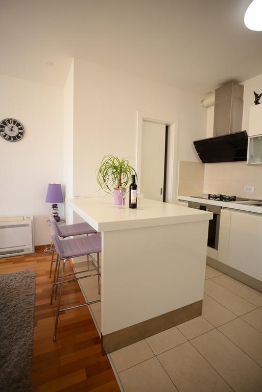 Base Bridge Apartment - Zadar City Centre - Free Parking Luaran gambar