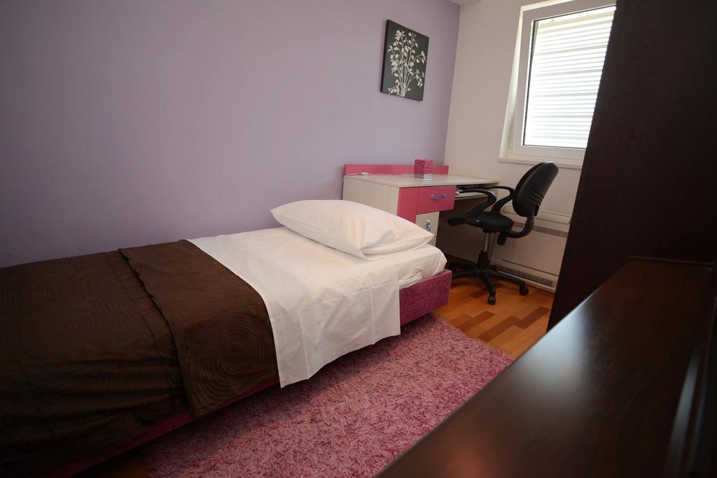 Base Bridge Apartment - Zadar City Centre - Free Parking Luaran gambar